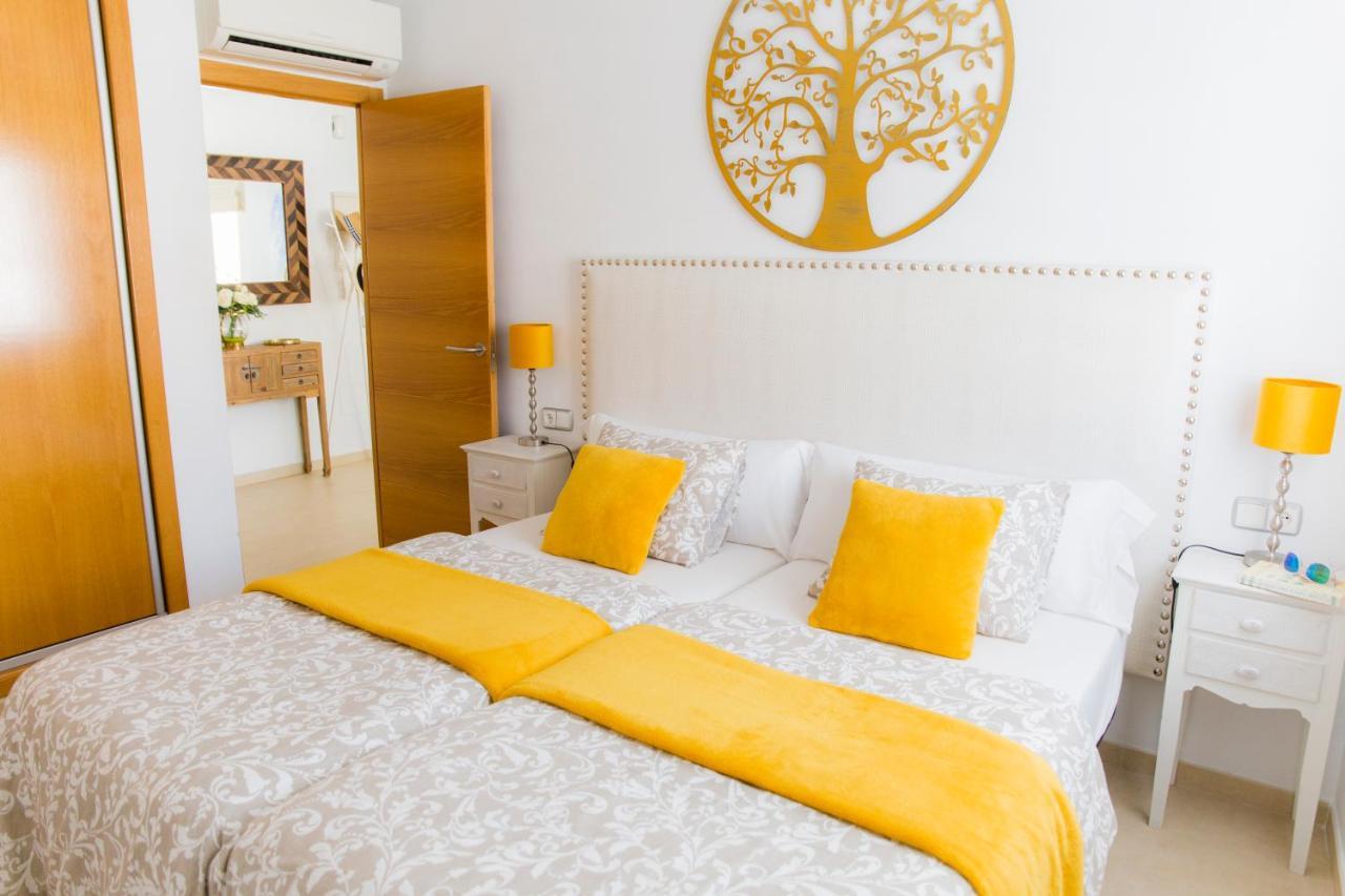 4Seasons San Nicolas Apartment Малага Экстерьер фото